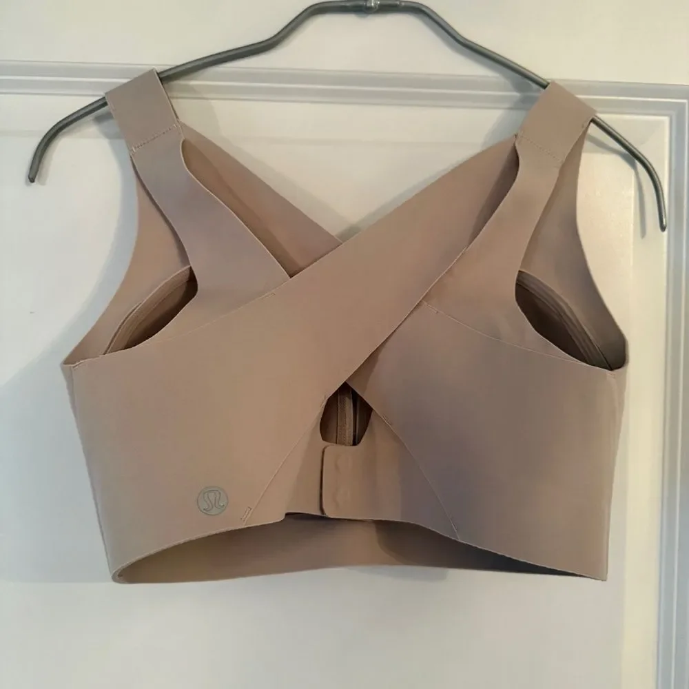Lululemon Enlite Sports Bra